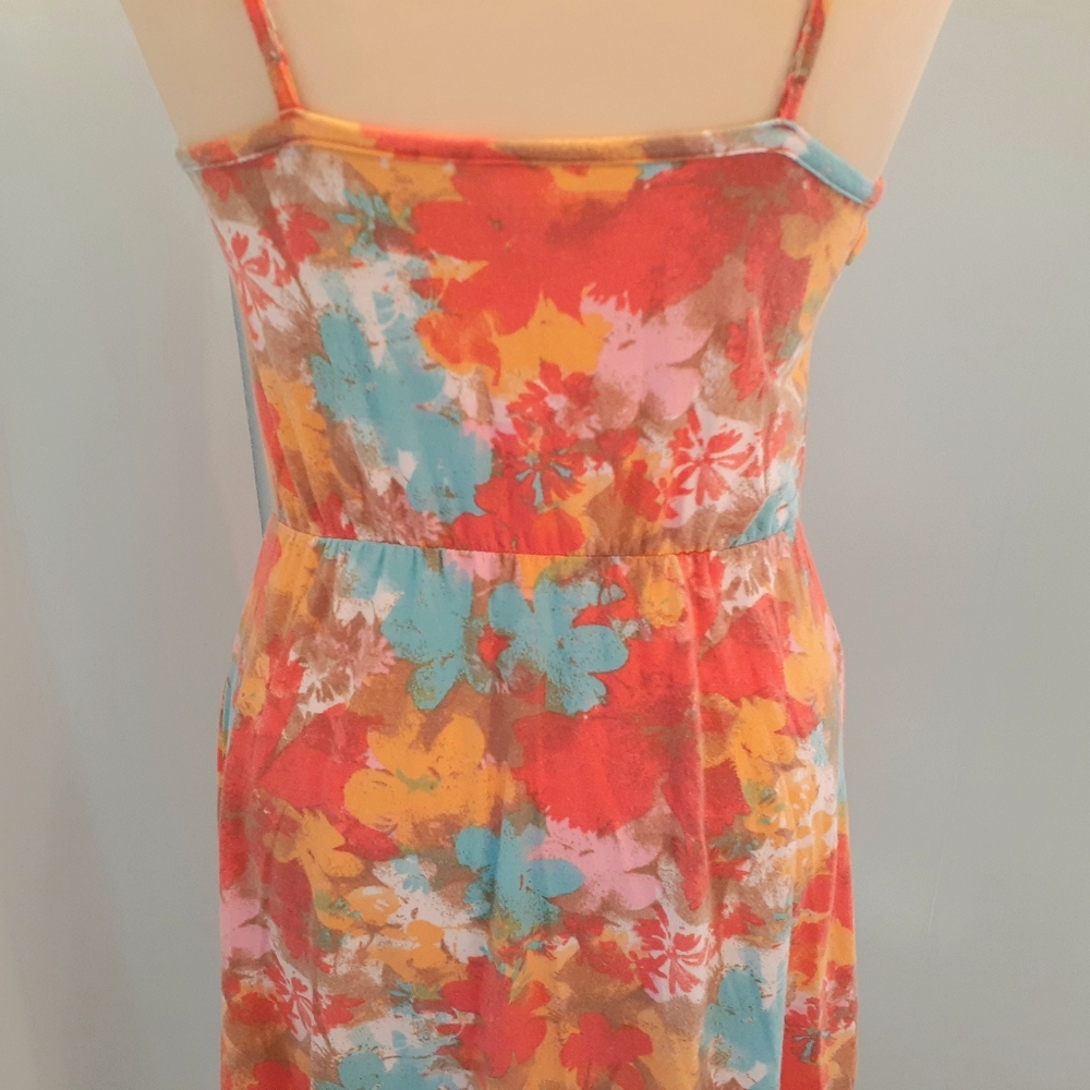 Dress - Picture 6 of 11